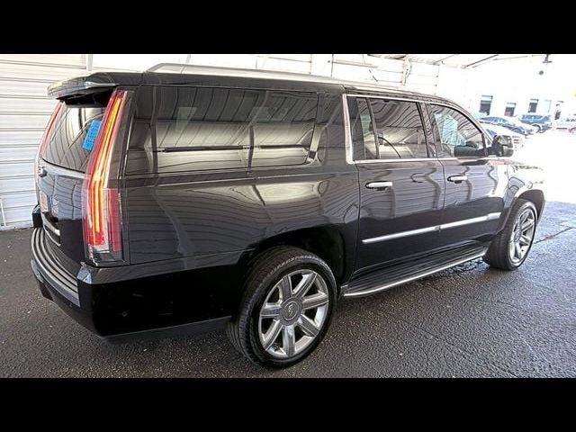 2019 Cadillac Escalade ESV Luxury
