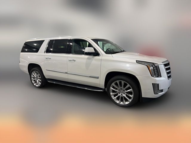 2019 Cadillac Escalade ESV Luxury