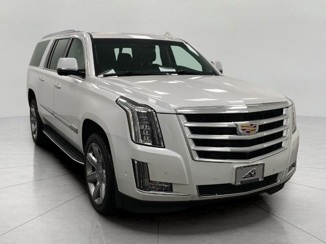 2019 Cadillac Escalade ESV Luxury