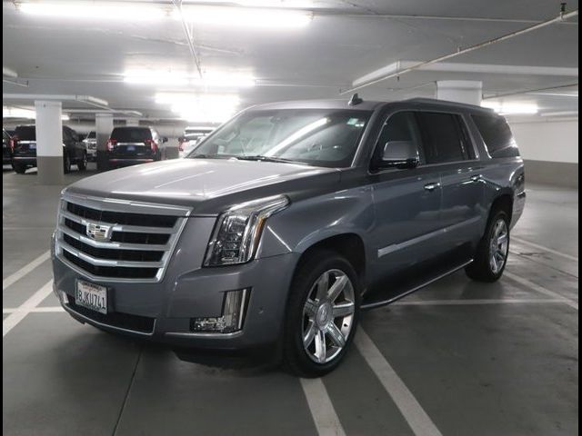 2019 Cadillac Escalade ESV Luxury