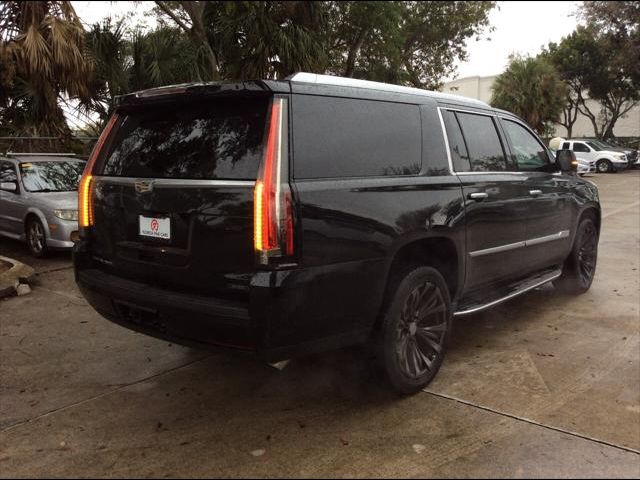 2019 Cadillac Escalade ESV Luxury