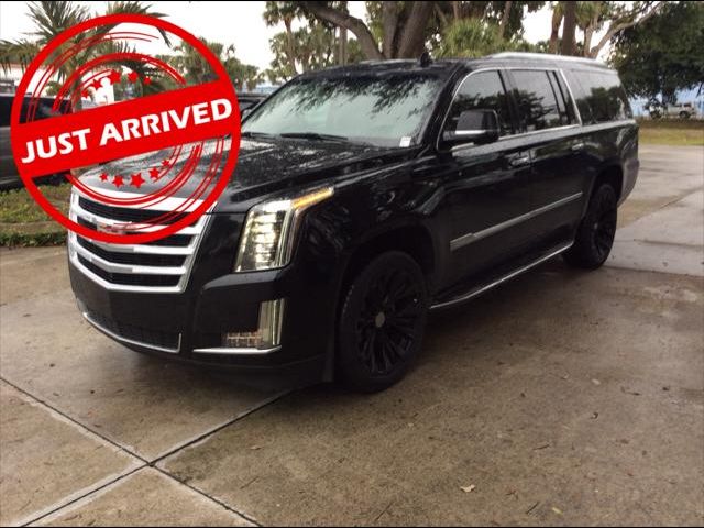 2019 Cadillac Escalade ESV Luxury