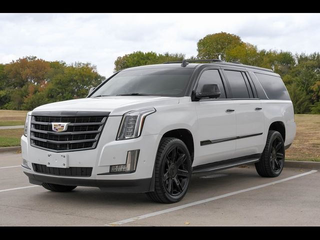 2019 Cadillac Escalade ESV Luxury