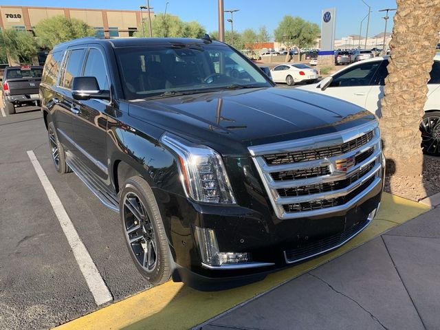 2019 Cadillac Escalade ESV Luxury