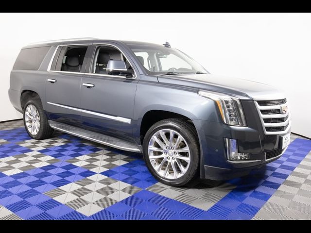 2019 Cadillac Escalade ESV Luxury