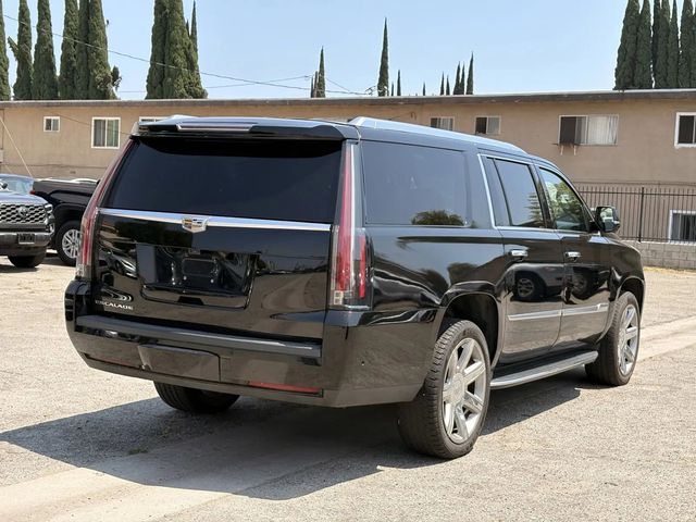 2019 Cadillac Escalade ESV Luxury