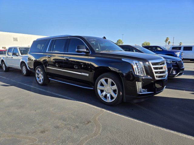 2019 Cadillac Escalade ESV Luxury