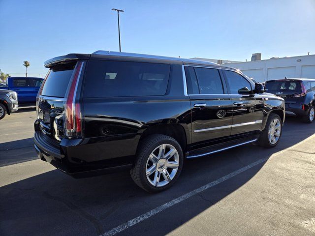 2019 Cadillac Escalade ESV Luxury