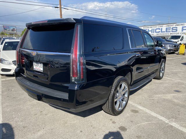 2019 Cadillac Escalade ESV Luxury