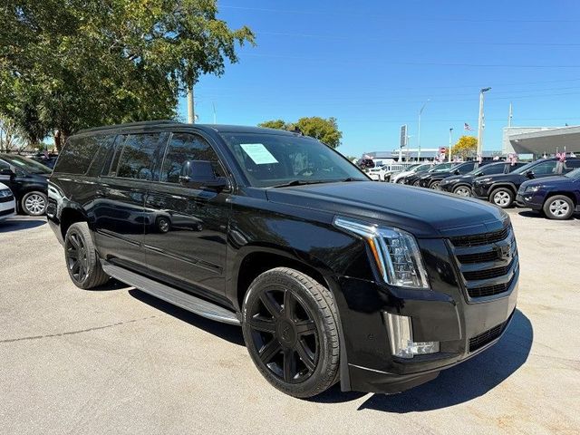 2019 Cadillac Escalade ESV Luxury