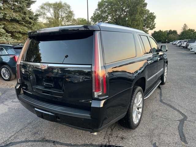 2019 Cadillac Escalade ESV Luxury