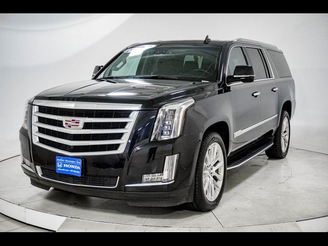 2019 Cadillac Escalade ESV Luxury