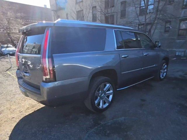 2019 Cadillac Escalade ESV Luxury