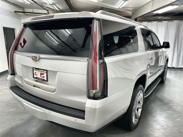 2019 Cadillac Escalade ESV Luxury