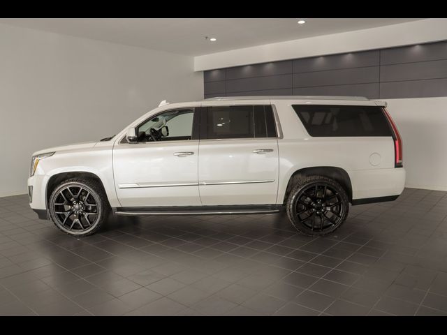 2019 Cadillac Escalade ESV Luxury