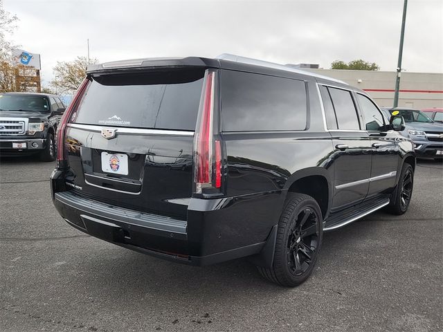 2019 Cadillac Escalade ESV Luxury