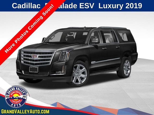 2019 Cadillac Escalade ESV Luxury