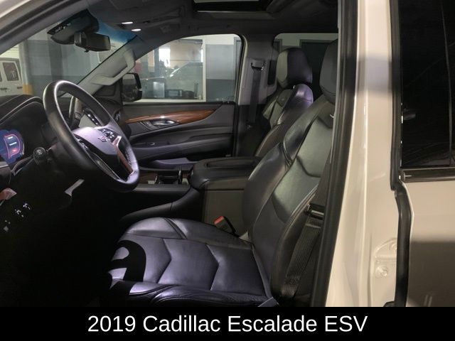 2019 Cadillac Escalade ESV Luxury