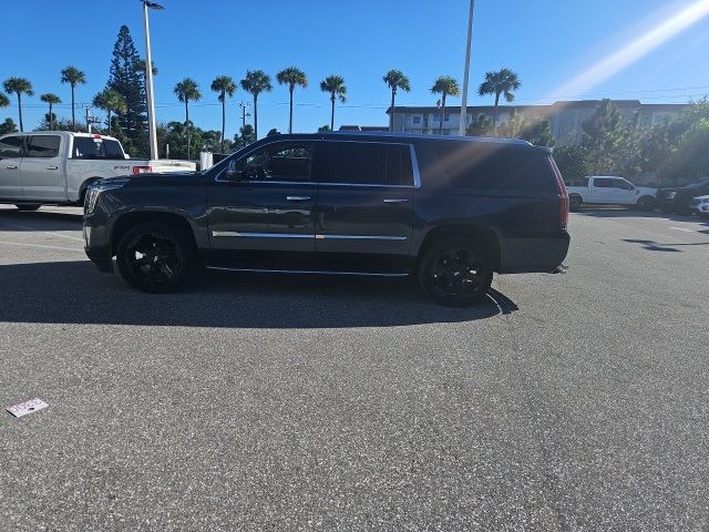 2019 Cadillac Escalade ESV Luxury