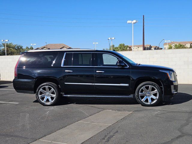 2019 Cadillac Escalade ESV Luxury