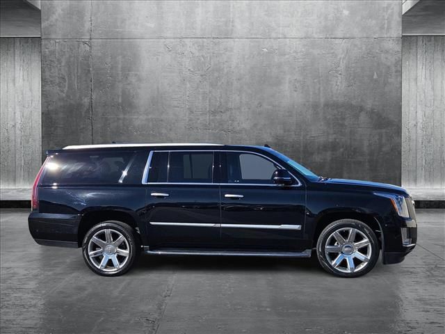 2019 Cadillac Escalade ESV Luxury