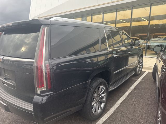 2019 Cadillac Escalade ESV Luxury