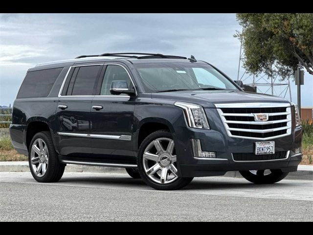 2019 Cadillac Escalade ESV Luxury