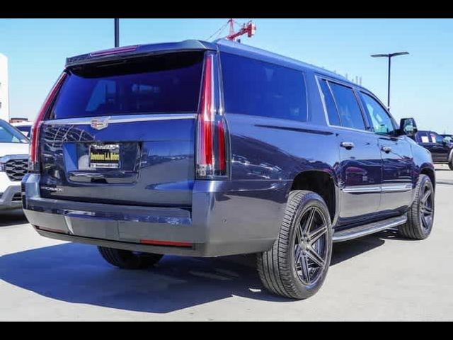 2019 Cadillac Escalade ESV Luxury