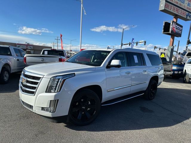 2019 Cadillac Escalade ESV Luxury