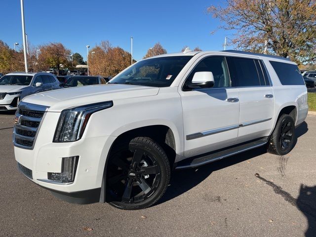 2019 Cadillac Escalade ESV Luxury