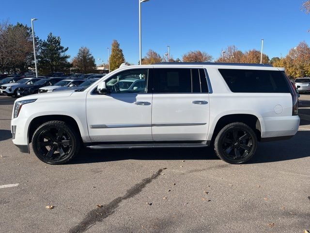 2019 Cadillac Escalade ESV Luxury