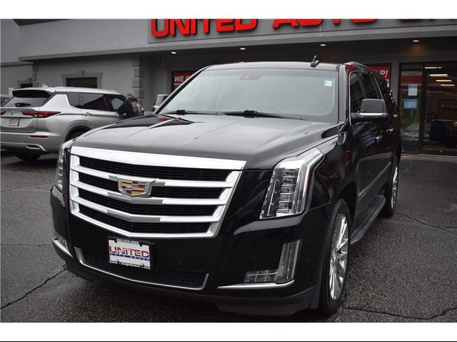 2019 Cadillac Escalade ESV Luxury