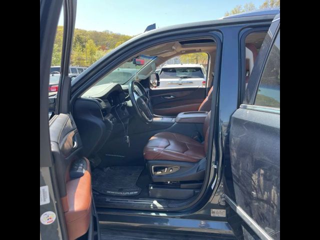 2019 Cadillac Escalade ESV Luxury