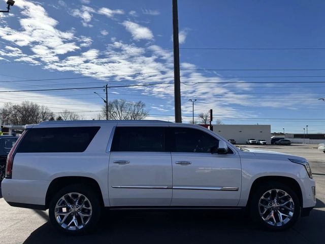2019 Cadillac Escalade ESV Premium Luxury