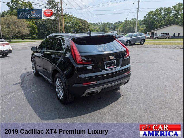 2019 Cadillac XT4 Premium Luxury