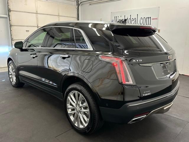 2019 Cadillac XT5 Platinum