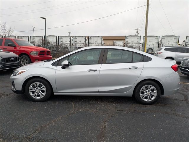 2019 Chevrolet Cruze Base