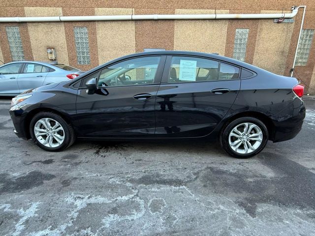 2019 Chevrolet Cruze LS