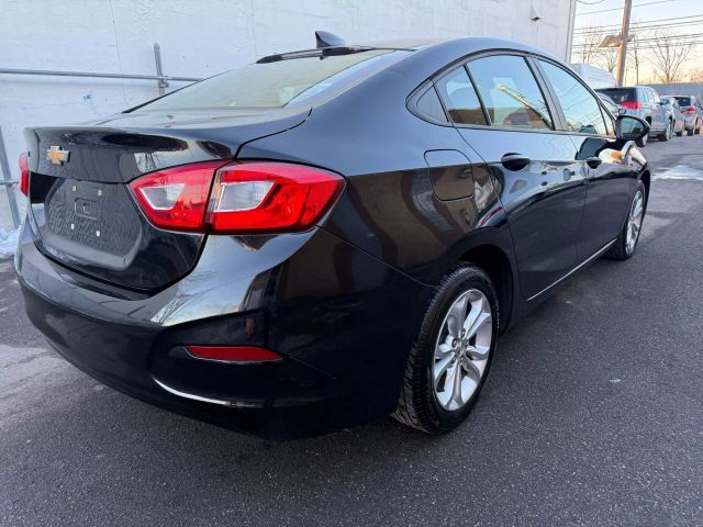 2019 Chevrolet Cruze LS