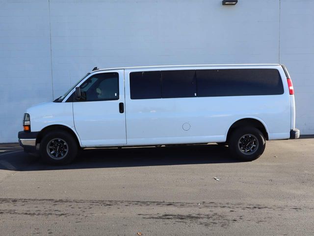 2019 Chevrolet Express LT