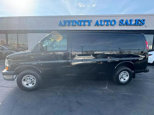 2019 Chevrolet Express Base