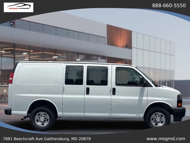 2019 Chevrolet Express Base