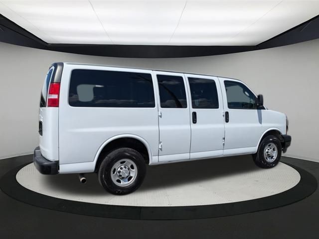 2019 Chevrolet Express LS