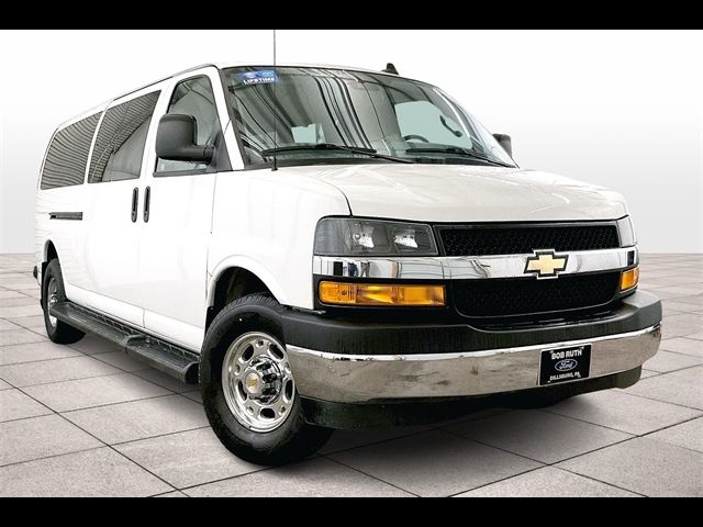 2019 Chevrolet Express LT