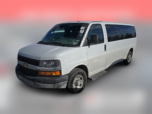 2019 Chevrolet Express LT