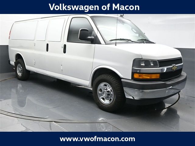 2019 Chevrolet Express LT