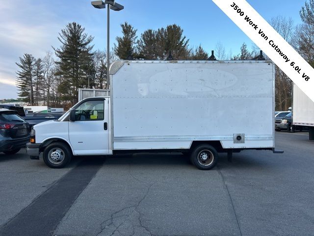 2019 Chevrolet Express Base