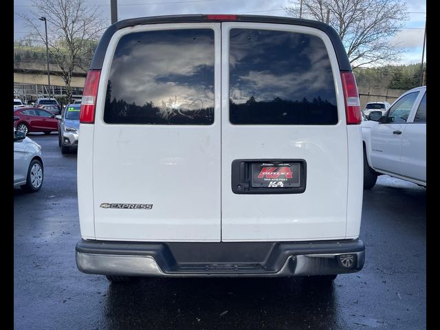 2019 Chevrolet Express LT