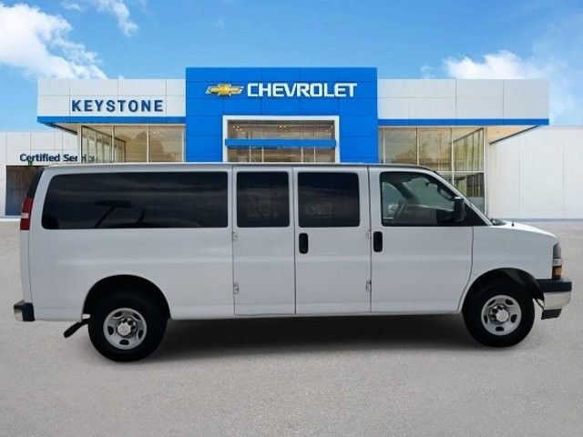 2019 Chevrolet Express LT