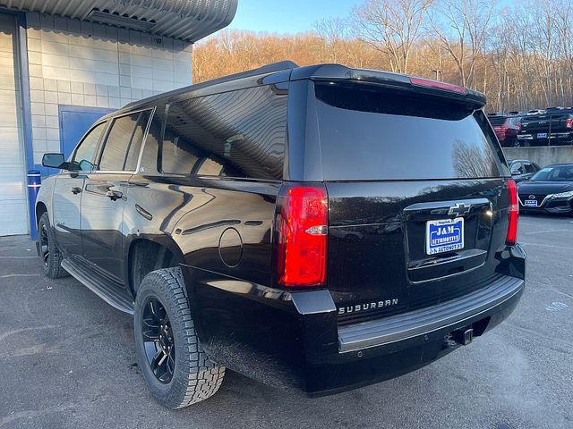 2019 Chevrolet Suburban LT